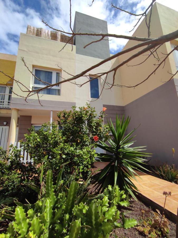 Apartamento con azotea privada #TheFunnyCactus Apartamento Puerto del Rosario  Exterior foto